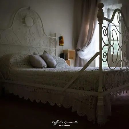 Appartamento Lunesco Divino, D'amis